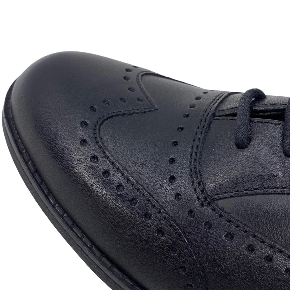 Clarks Shoes Wingtip Sami Fizz Junior Girls Black Leather Dress Size 1.5 New